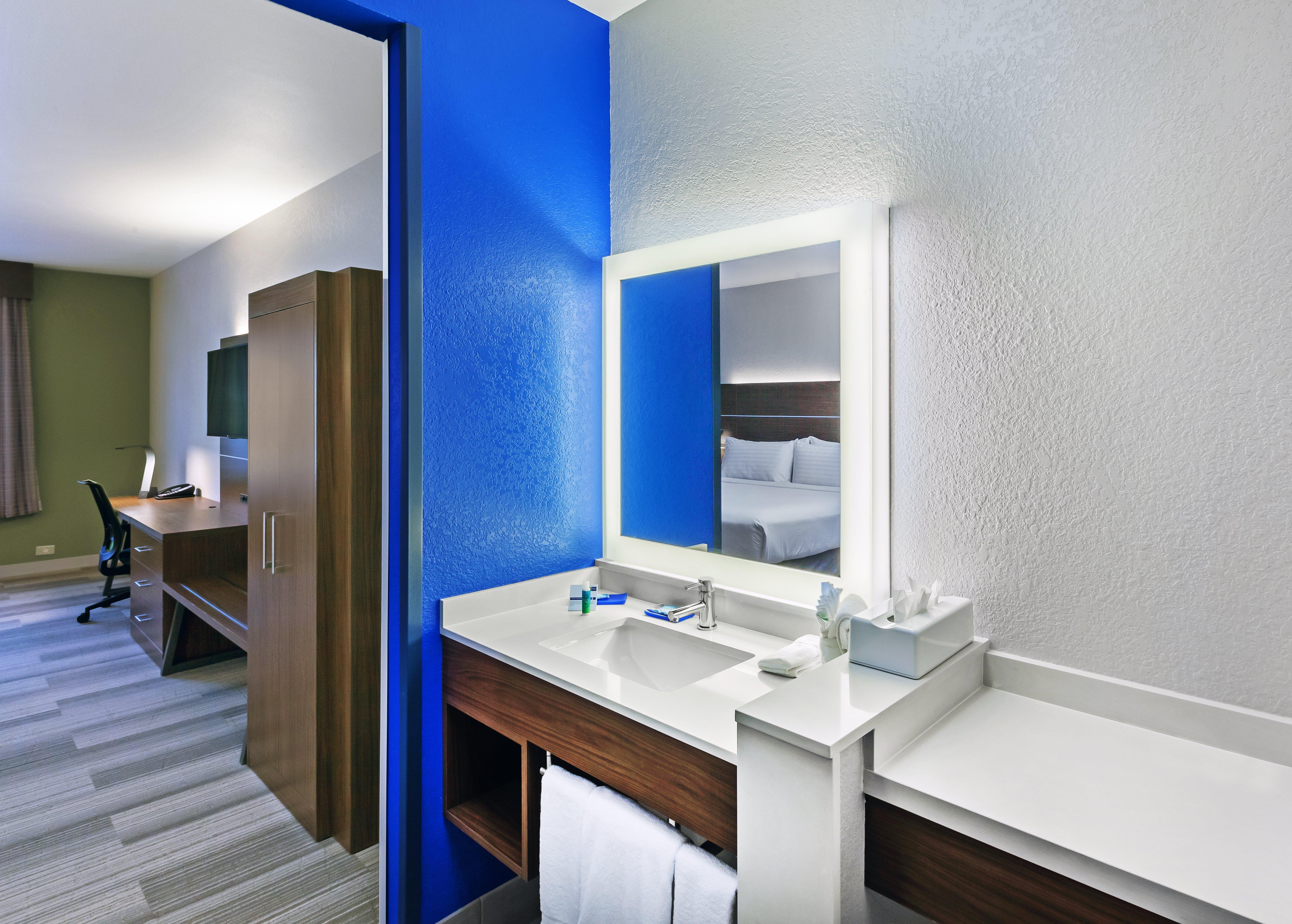 Holiday Inn Express Hotel & Suites Dallas Lewisville By Ihg Екстериор снимка