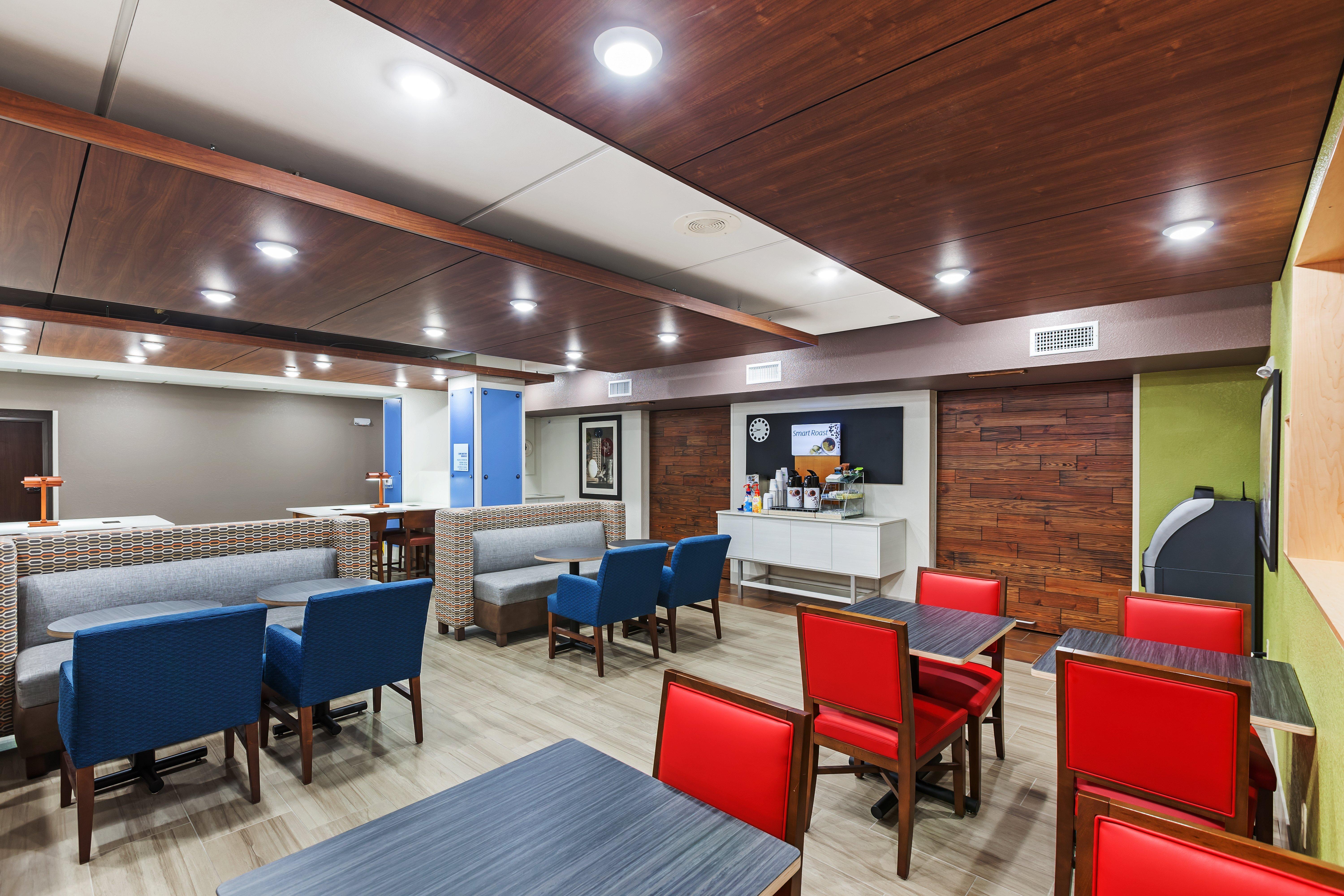 Holiday Inn Express Hotel & Suites Dallas Lewisville By Ihg Екстериор снимка