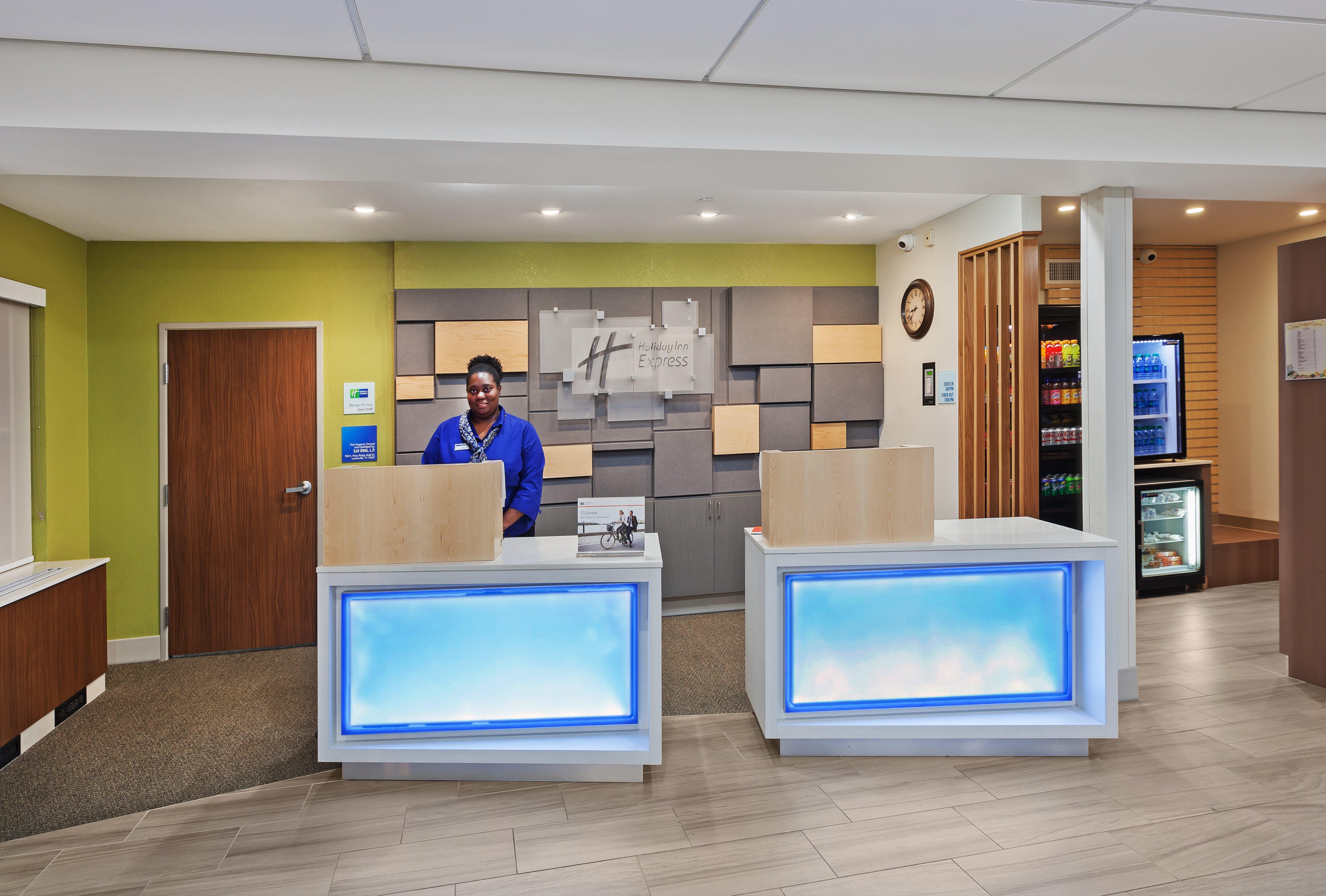 Holiday Inn Express Hotel & Suites Dallas Lewisville By Ihg Екстериор снимка