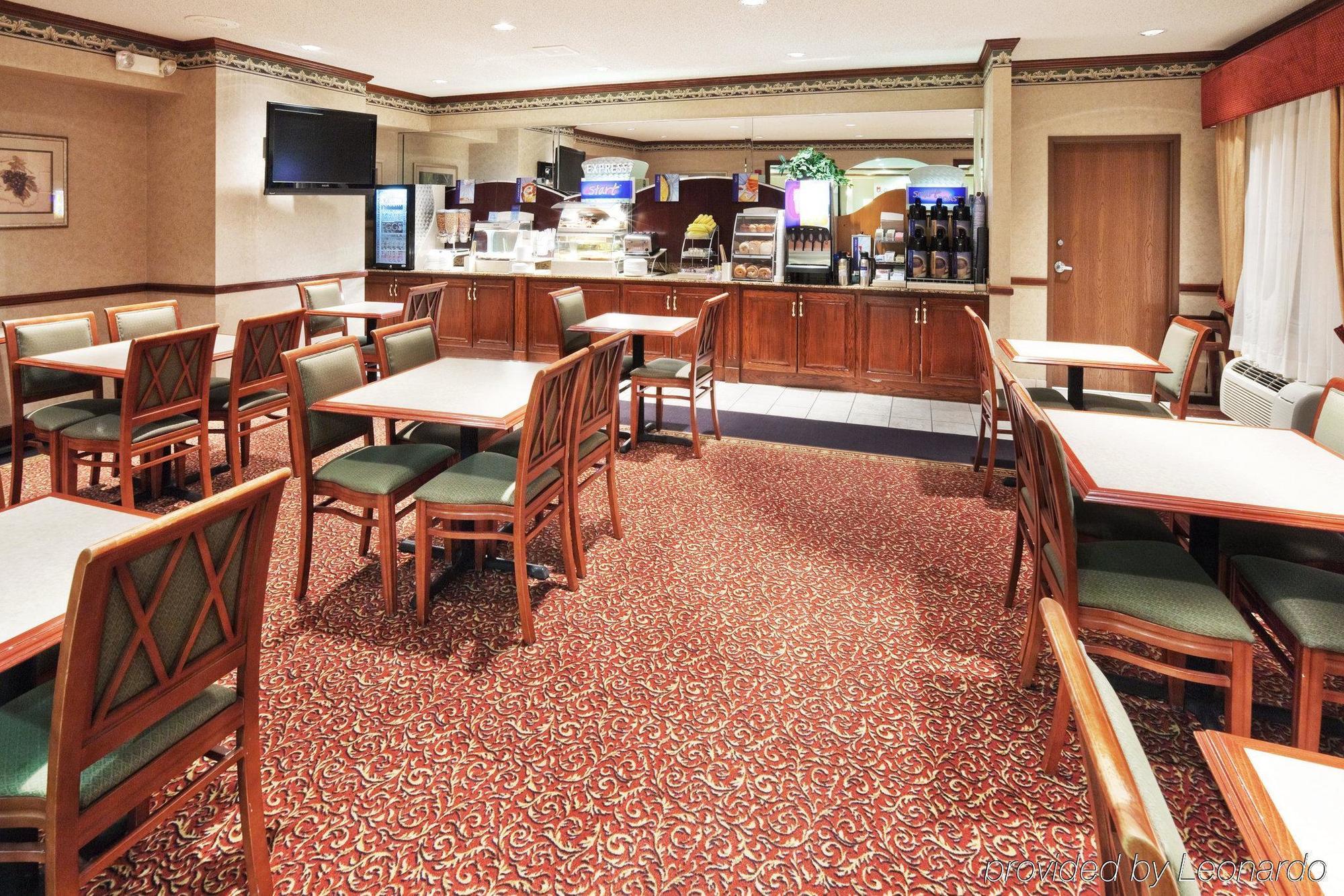 Holiday Inn Express Hotel & Suites Dallas Lewisville By Ihg Ресторант снимка