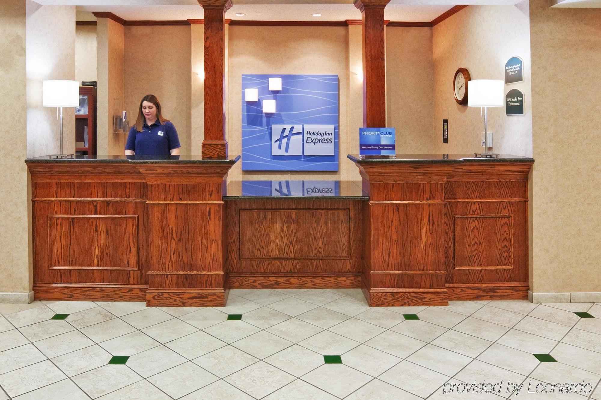 Holiday Inn Express Hotel & Suites Dallas Lewisville By Ihg Екстериор снимка